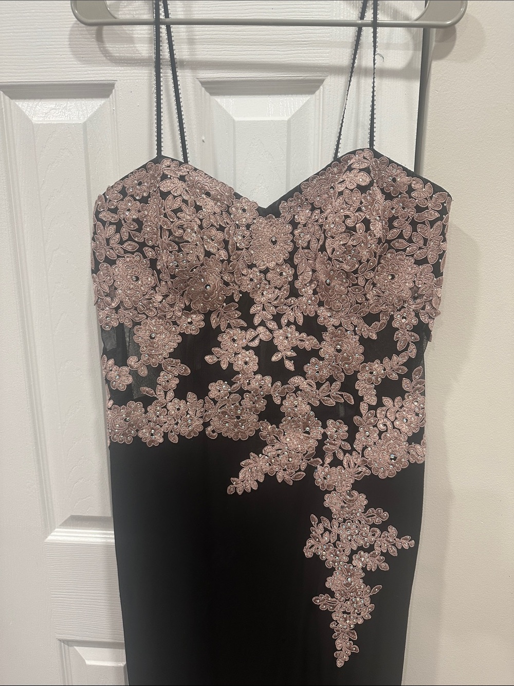 Black Dress with Rose Gold Lace Appliqué - Elegant Spaghetti Strap Eveningsize17